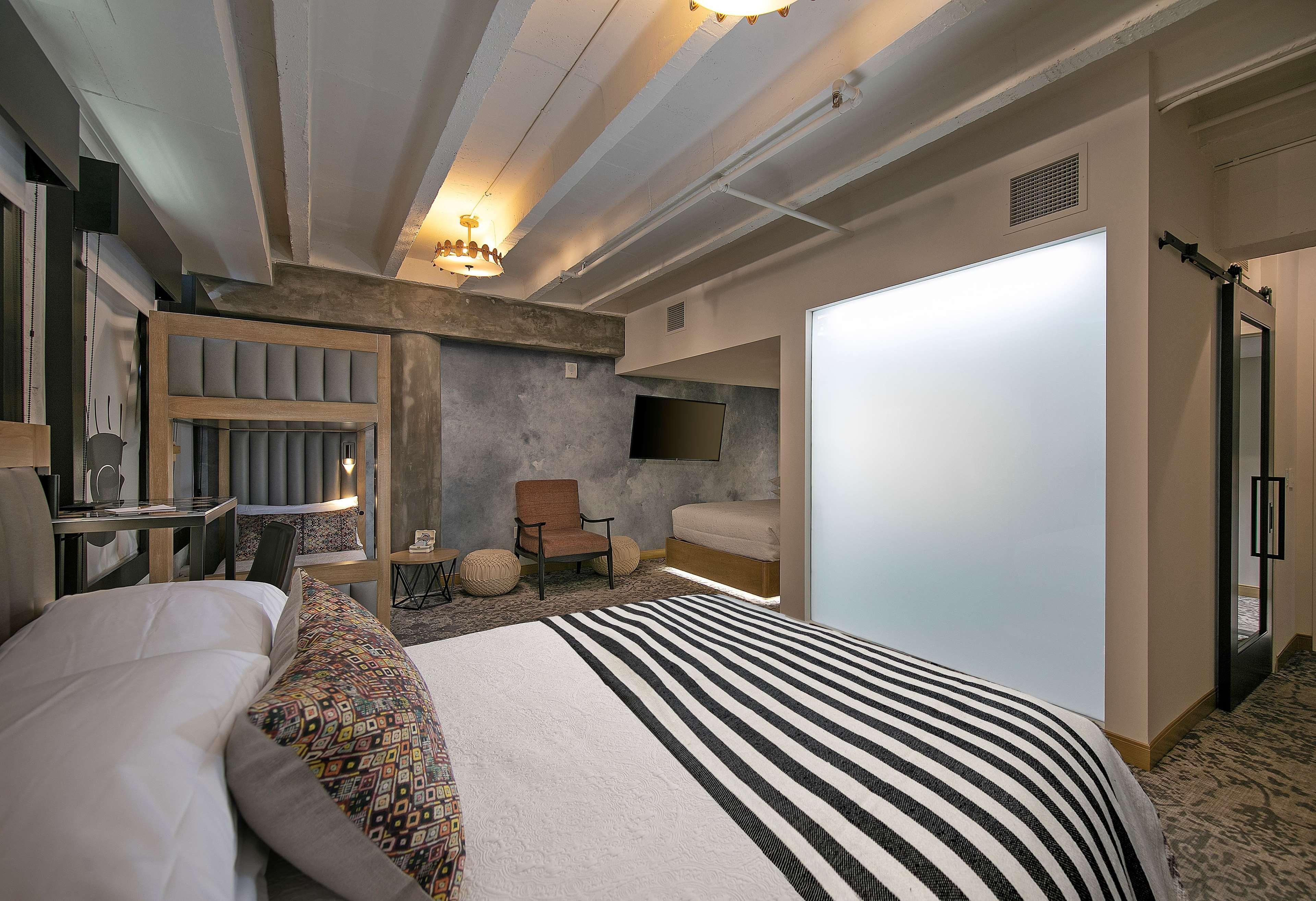 The Wayfarer Downtown La, Tapestry Collection By Hilton Hotell Los Angeles Exteriör bild