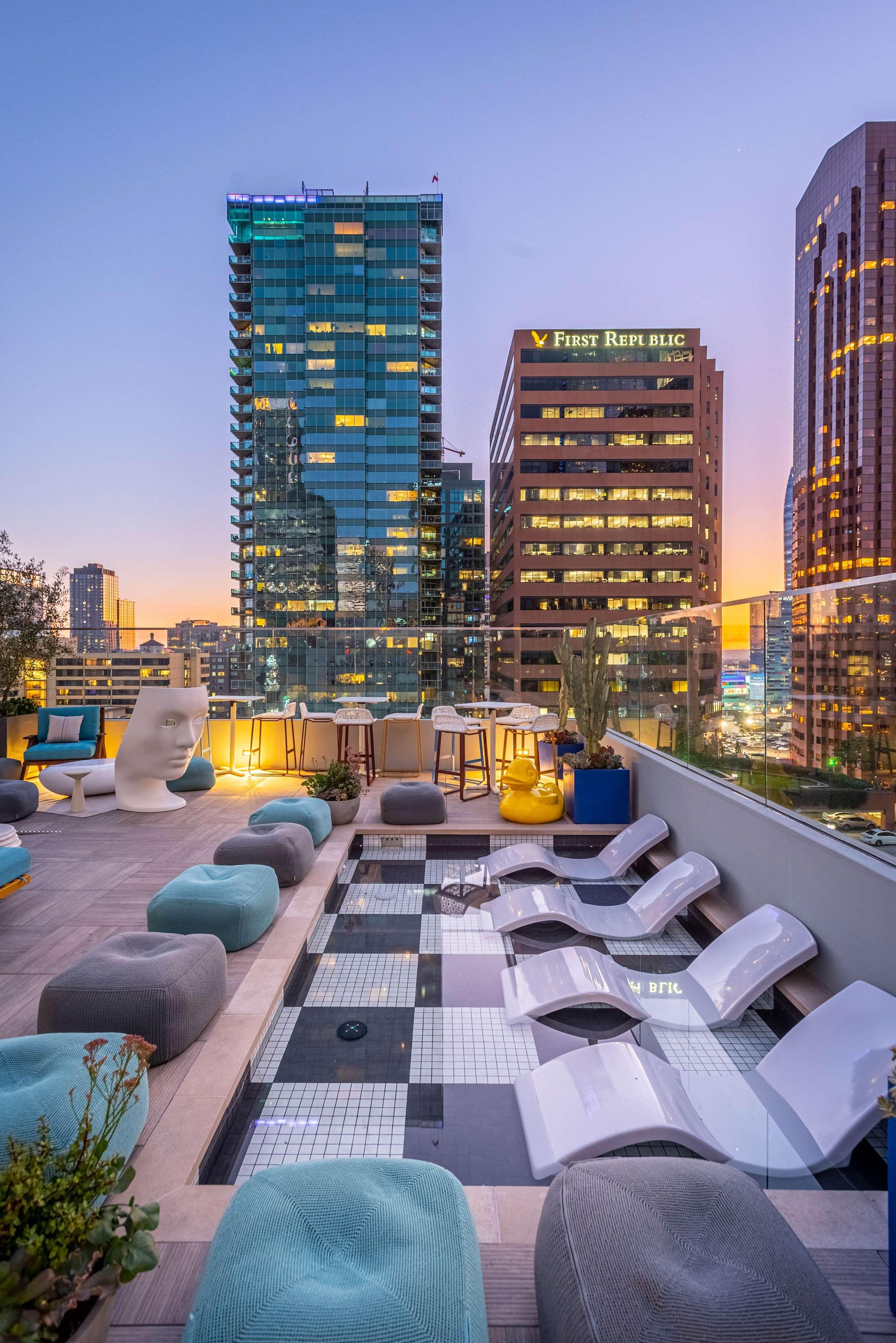 The Wayfarer Downtown La, Tapestry Collection By Hilton Hotell Los Angeles Exteriör bild